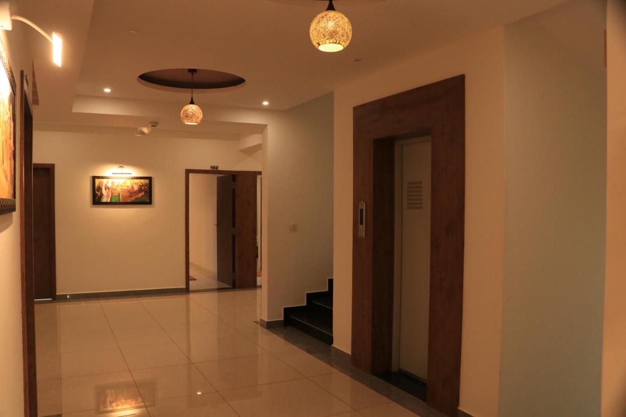 Hotel Viraj Residency Bhuj Exterior foto