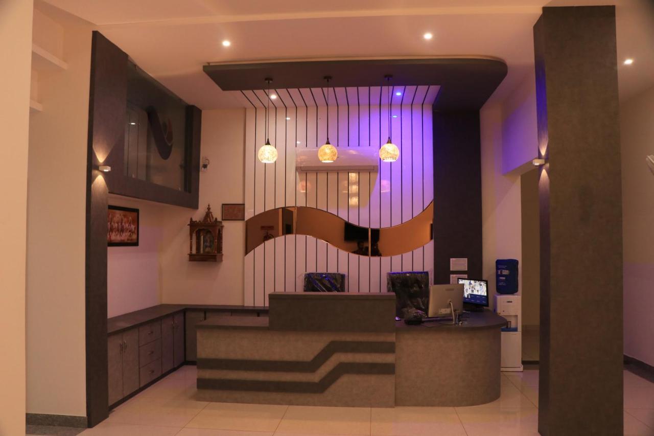 Hotel Viraj Residency Bhuj Exterior foto