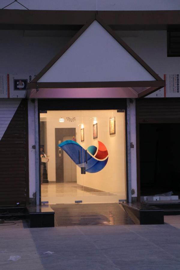 Hotel Viraj Residency Bhuj Exterior foto