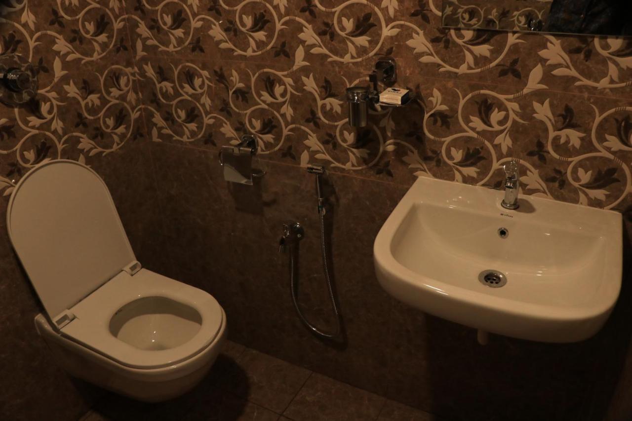 Hotel Viraj Residency Bhuj Exterior foto
